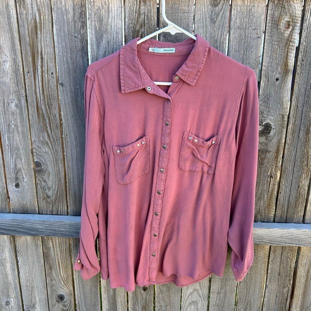 Mauriceβs button up long sleeveβsize large